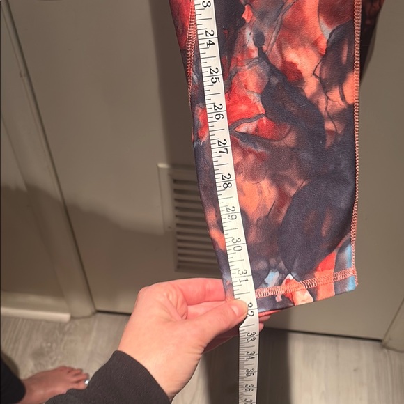 Colorful Patterned Leggings - Picture 4 of 11